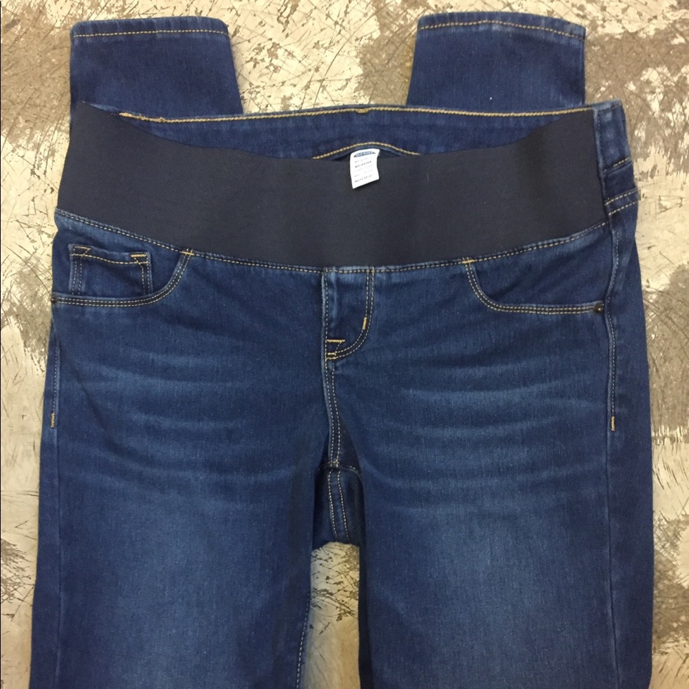 Old Navy Maternity,size 4, front low panel jegging